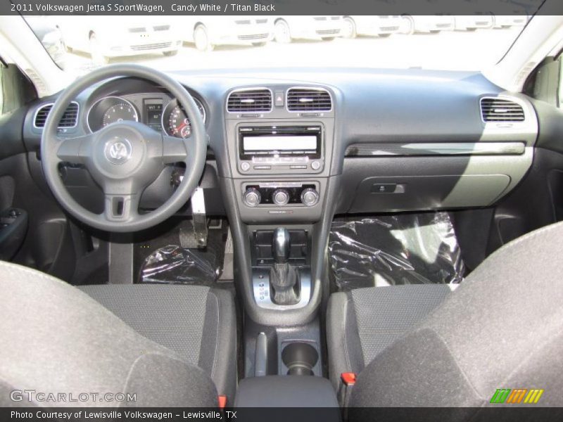 Candy White / Titan Black 2011 Volkswagen Jetta S SportWagen