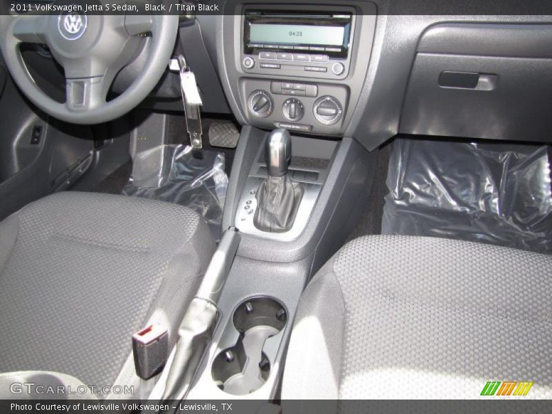 Black / Titan Black 2011 Volkswagen Jetta S Sedan