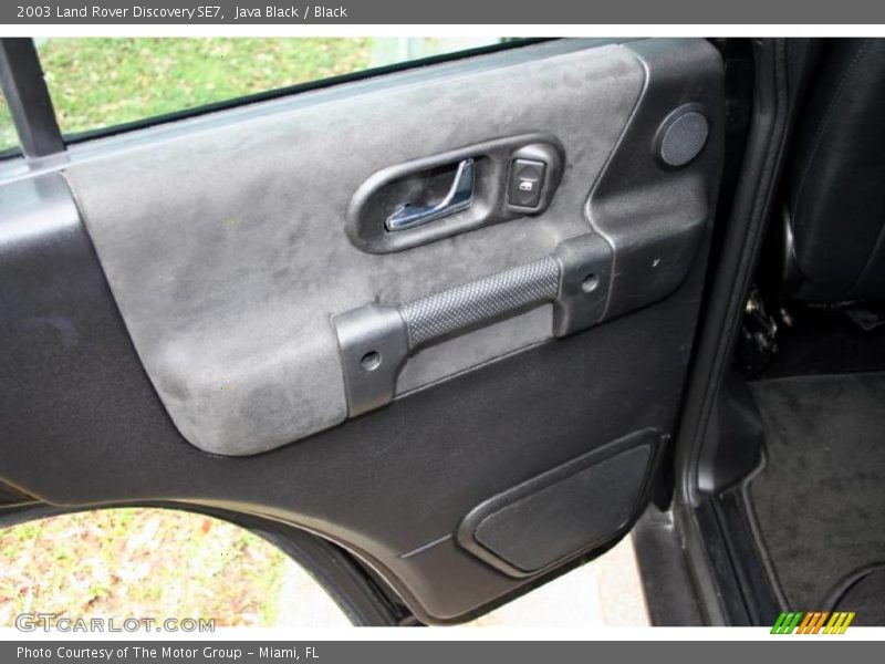 Java Black / Black 2003 Land Rover Discovery SE7