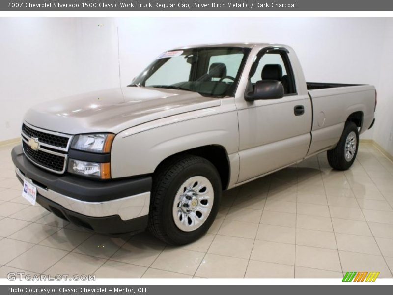 Silver Birch Metallic / Dark Charcoal 2007 Chevrolet Silverado 1500 Classic Work Truck Regular Cab