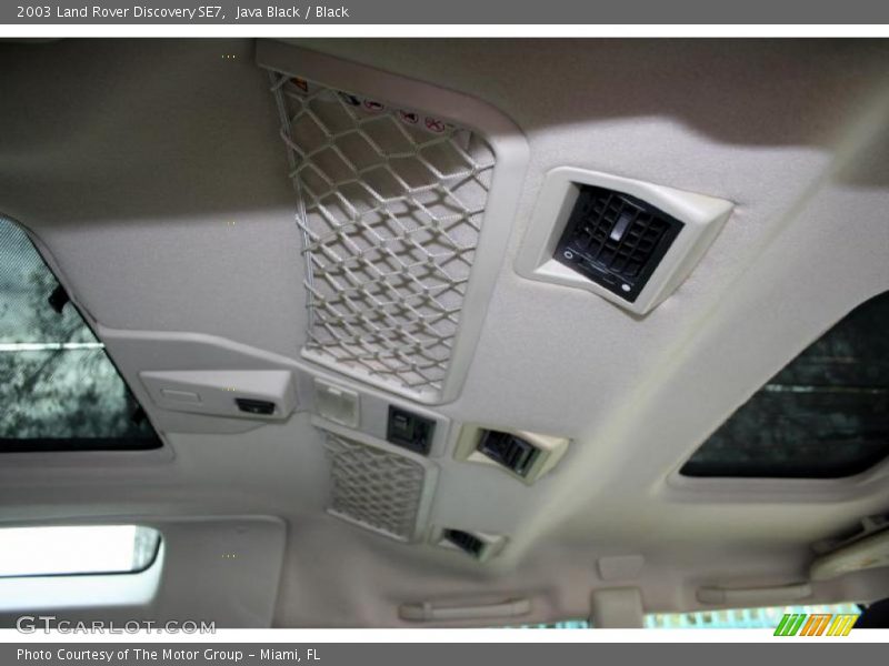 Java Black / Black 2003 Land Rover Discovery SE7