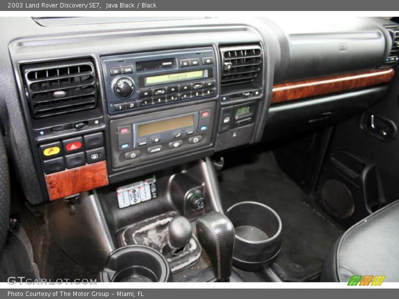 Java Black / Black 2003 Land Rover Discovery SE7