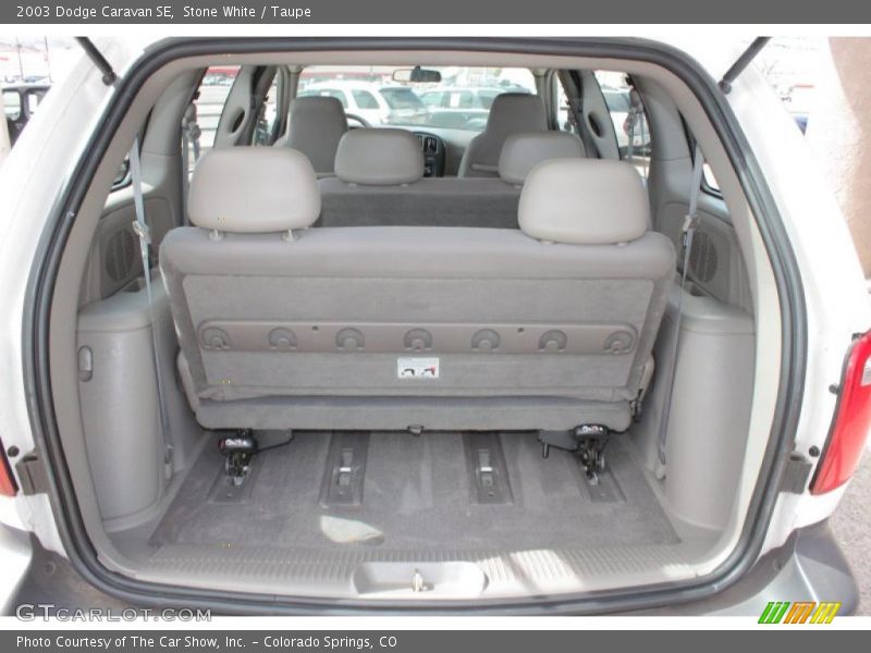 Stone White / Taupe 2003 Dodge Caravan SE
