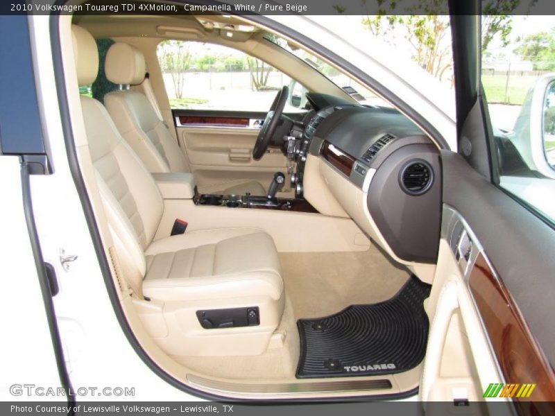 Campanella White / Pure Beige 2010 Volkswagen Touareg TDI 4XMotion