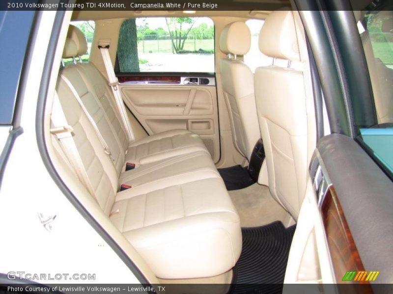  2010 Touareg TDI 4XMotion Pure Beige Interior