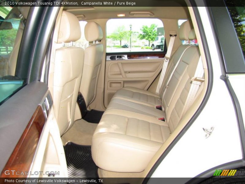 Campanella White / Pure Beige 2010 Volkswagen Touareg TDI 4XMotion