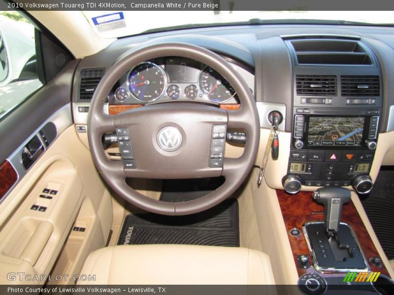 Campanella White / Pure Beige 2010 Volkswagen Touareg TDI 4XMotion