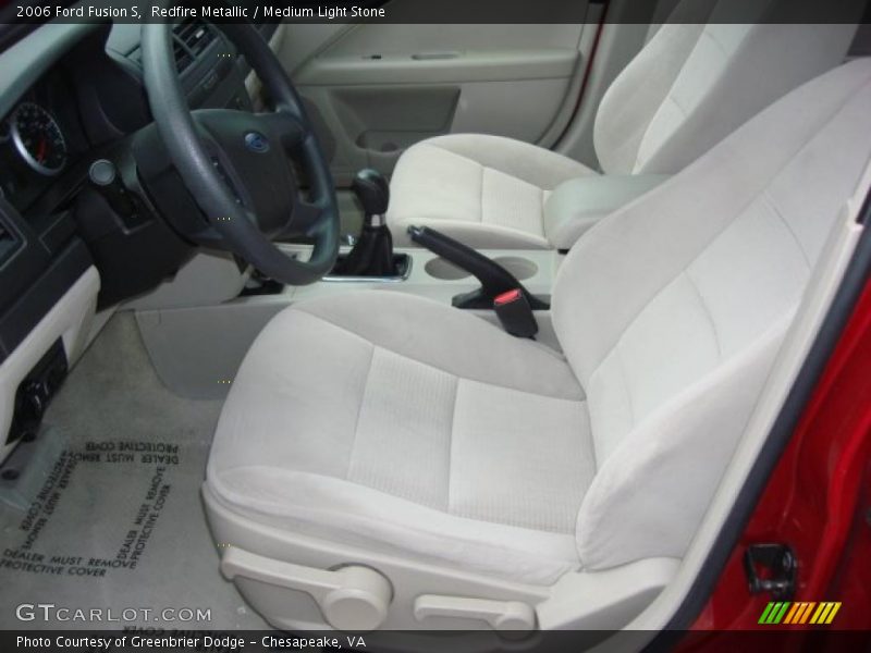  2006 Fusion S Medium Light Stone Interior