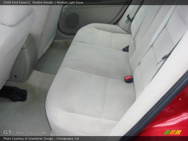  2006 Fusion S Medium Light Stone Interior