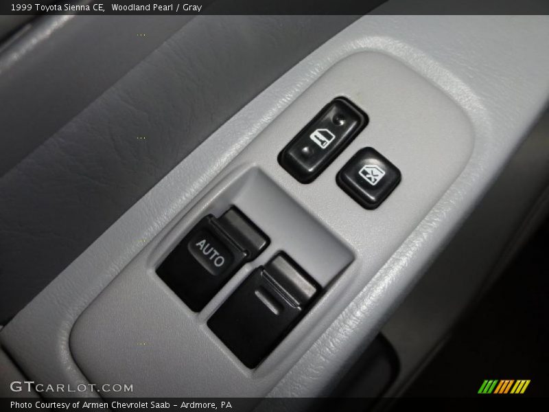Woodland Pearl / Gray 1999 Toyota Sienna CE