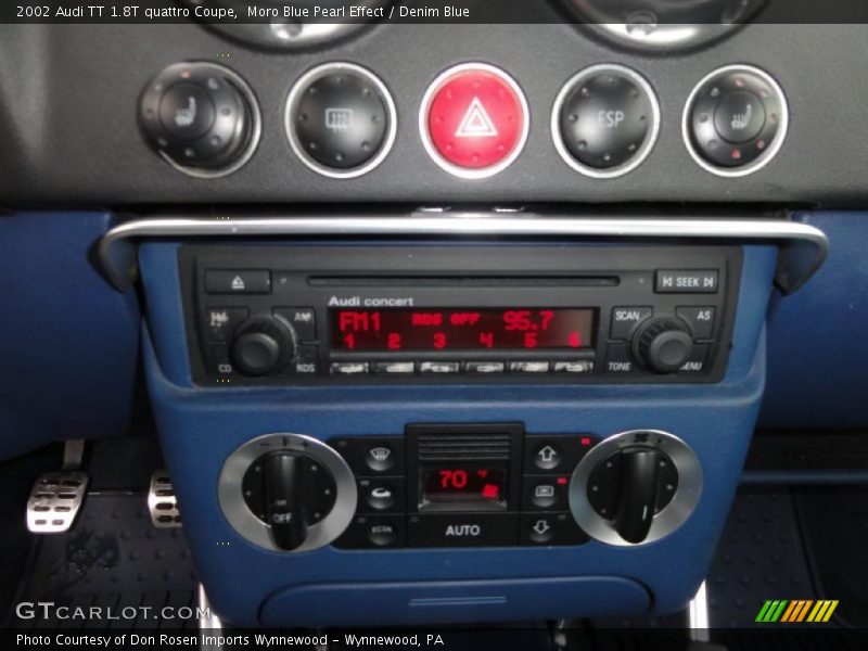 Controls of 2002 TT 1.8T quattro Coupe