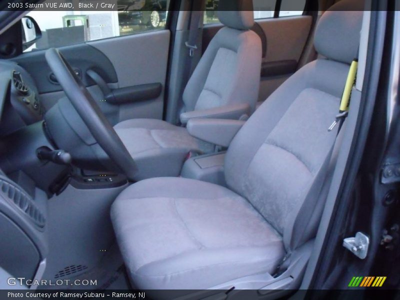 Black / Gray 2003 Saturn VUE AWD