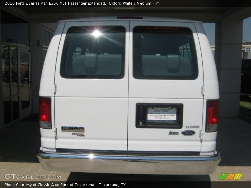 Oxford White / Medium Flint 2010 Ford E Series Van E350 XLT Passenger Extended