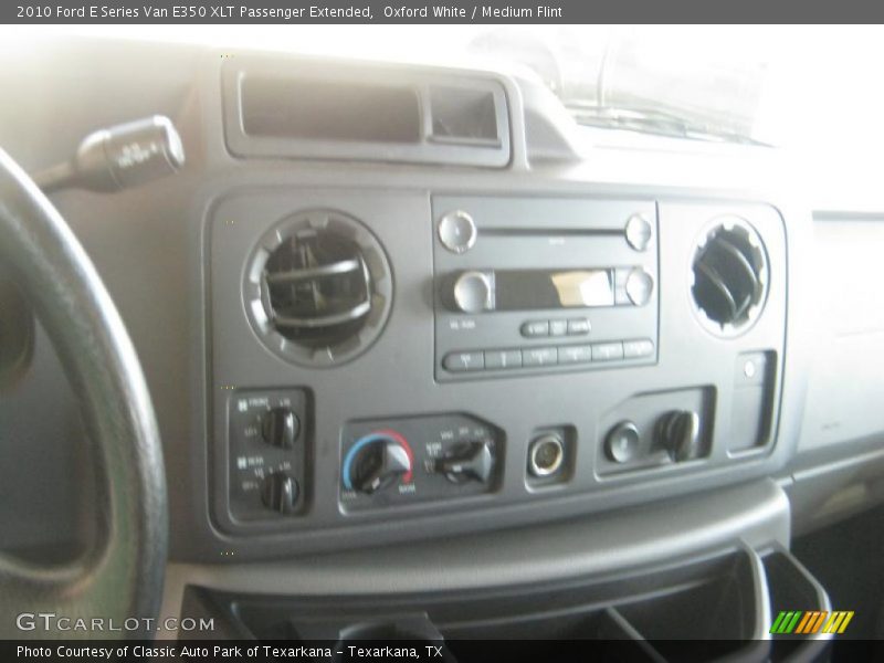 Oxford White / Medium Flint 2010 Ford E Series Van E350 XLT Passenger Extended