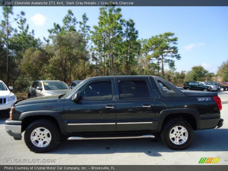 Dark Gray Metallic / Gray/Dark Charcoal 2005 Chevrolet Avalanche Z71 4x4