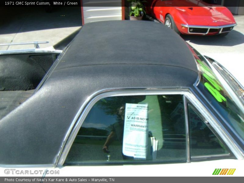 White / Green 1971 GMC Sprint Custom
