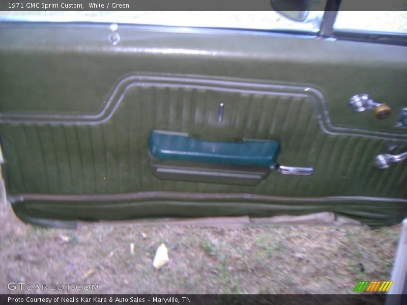 White / Green 1971 GMC Sprint Custom