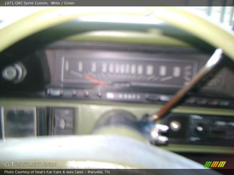 White / Green 1971 GMC Sprint Custom