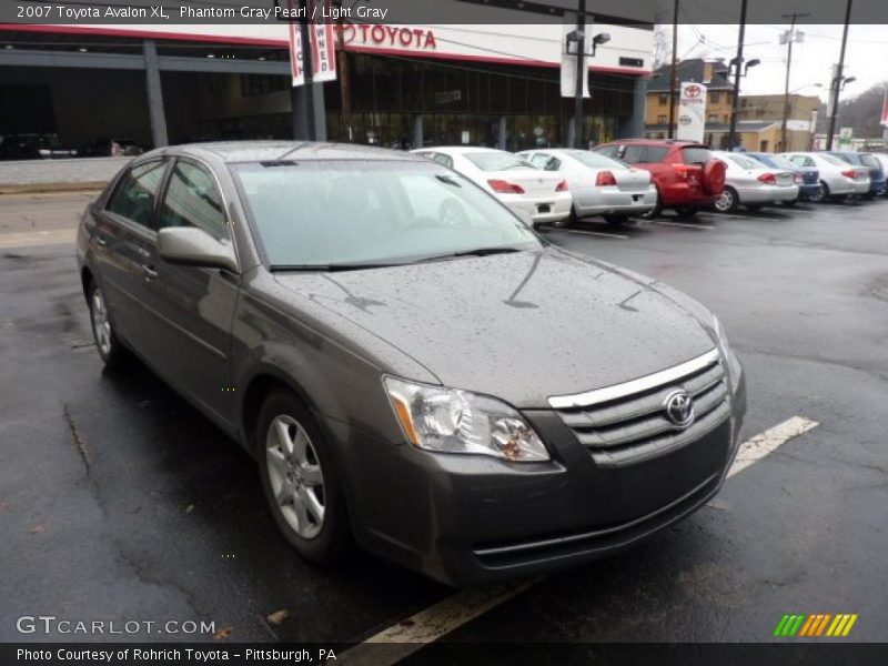 Phantom Gray Pearl / Light Gray 2007 Toyota Avalon XL