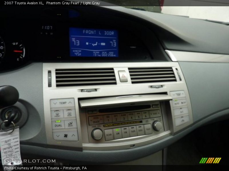 Phantom Gray Pearl / Light Gray 2007 Toyota Avalon XL
