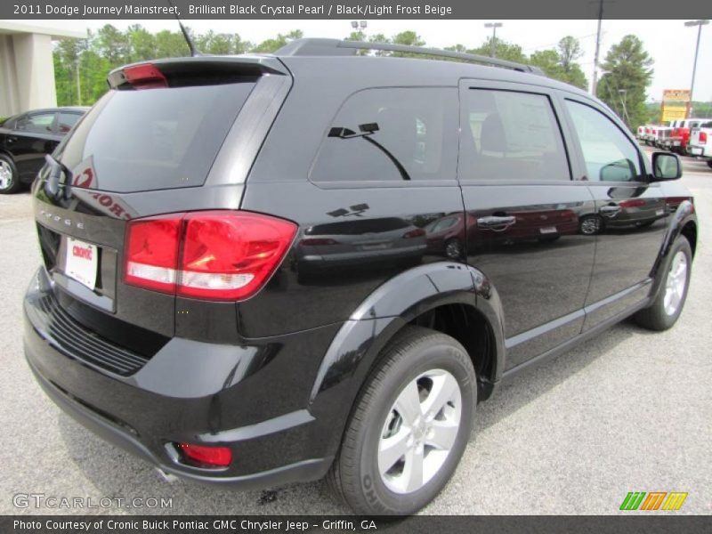 Brilliant Black Crystal Pearl / Black/Light Frost Beige 2011 Dodge Journey Mainstreet