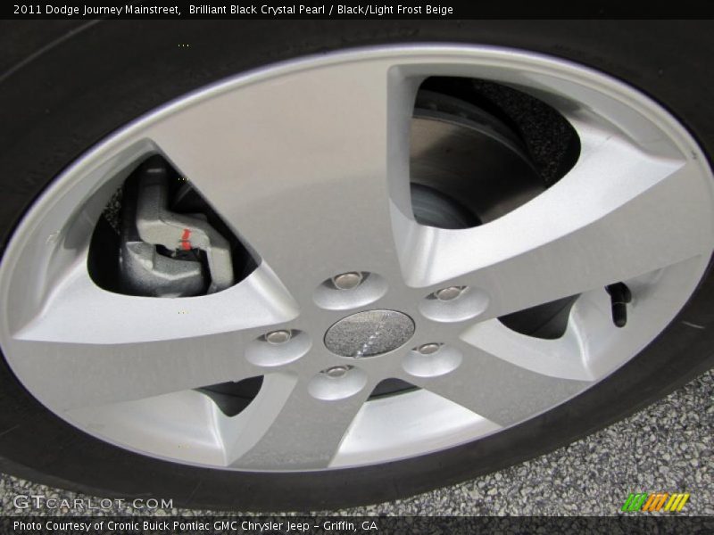 Brilliant Black Crystal Pearl / Black/Light Frost Beige 2011 Dodge Journey Mainstreet