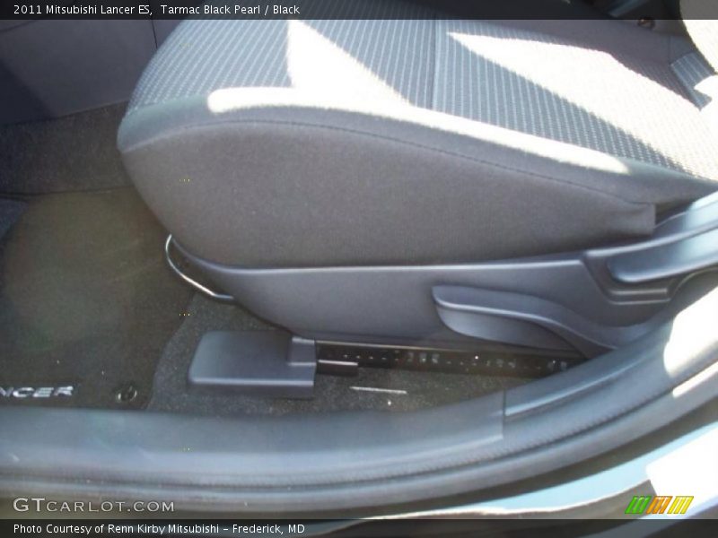 Tarmac Black Pearl / Black 2011 Mitsubishi Lancer ES