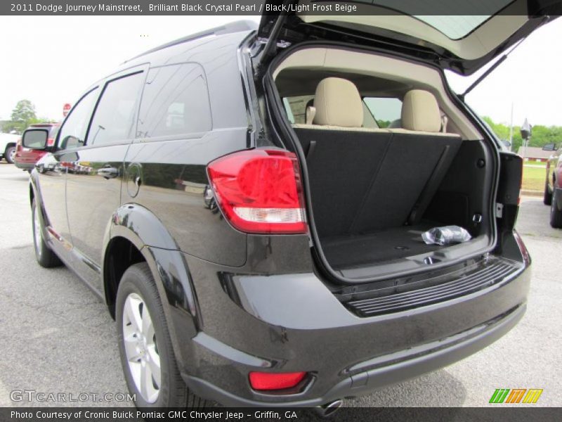 Brilliant Black Crystal Pearl / Black/Light Frost Beige 2011 Dodge Journey Mainstreet