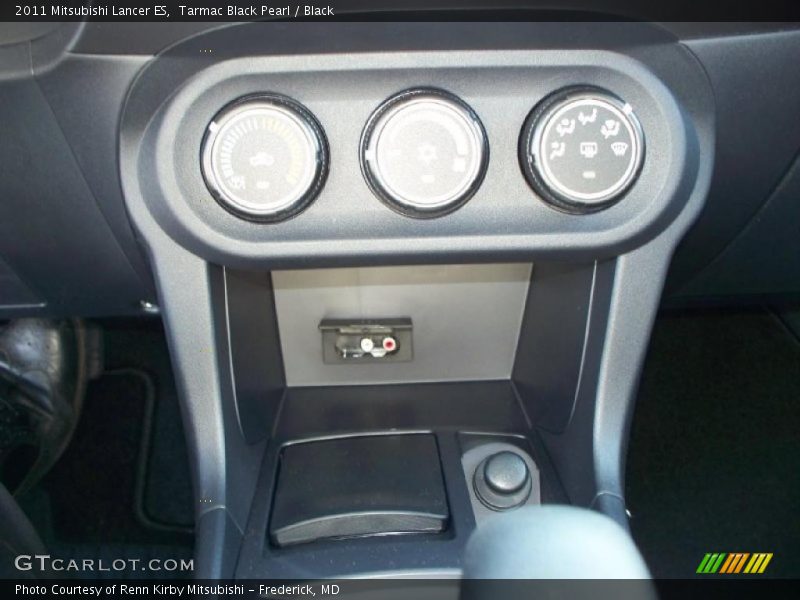 Tarmac Black Pearl / Black 2011 Mitsubishi Lancer ES