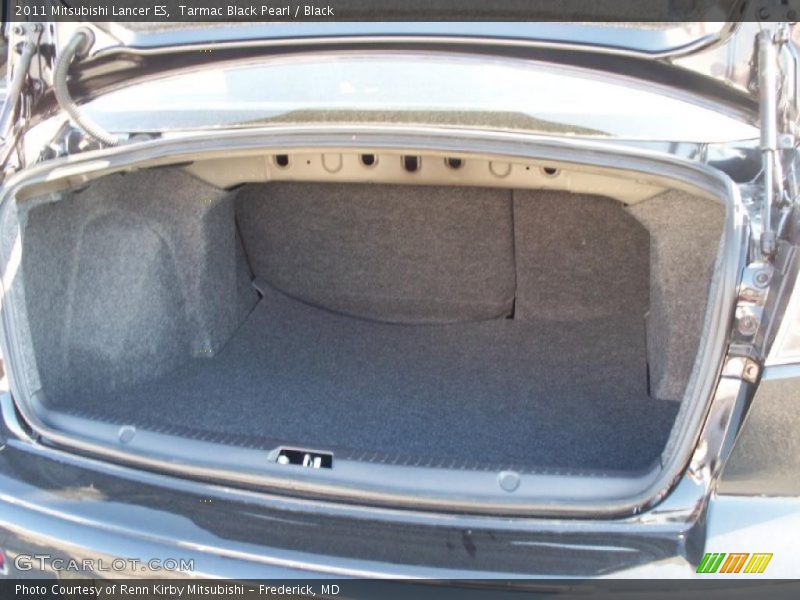 Tarmac Black Pearl / Black 2011 Mitsubishi Lancer ES