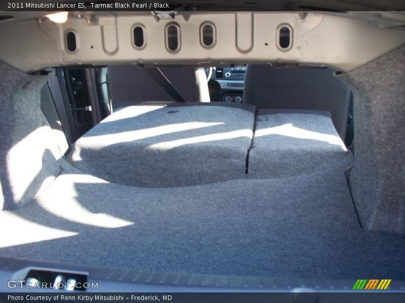 Tarmac Black Pearl / Black 2011 Mitsubishi Lancer ES