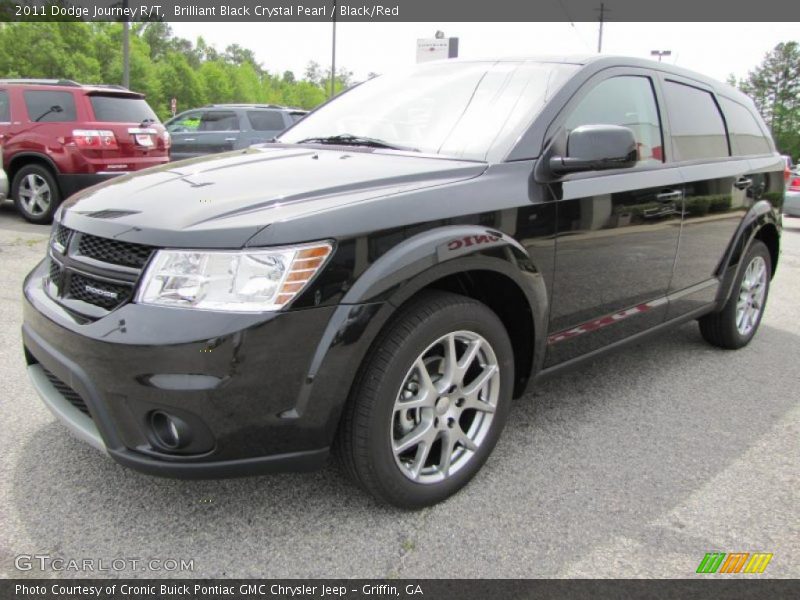 Front 3/4 View of 2011 Journey R/T