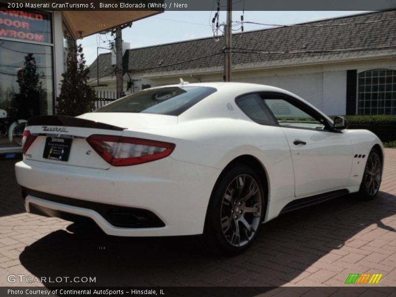 Bianco Eldorado (White) / Nero 2010 Maserati GranTurismo S