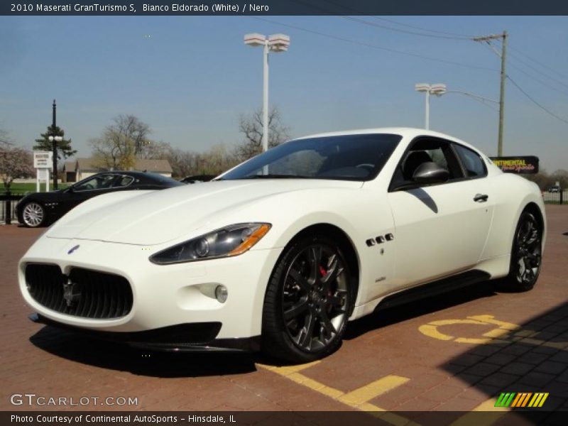 Front 3/4 View of 2010 GranTurismo S