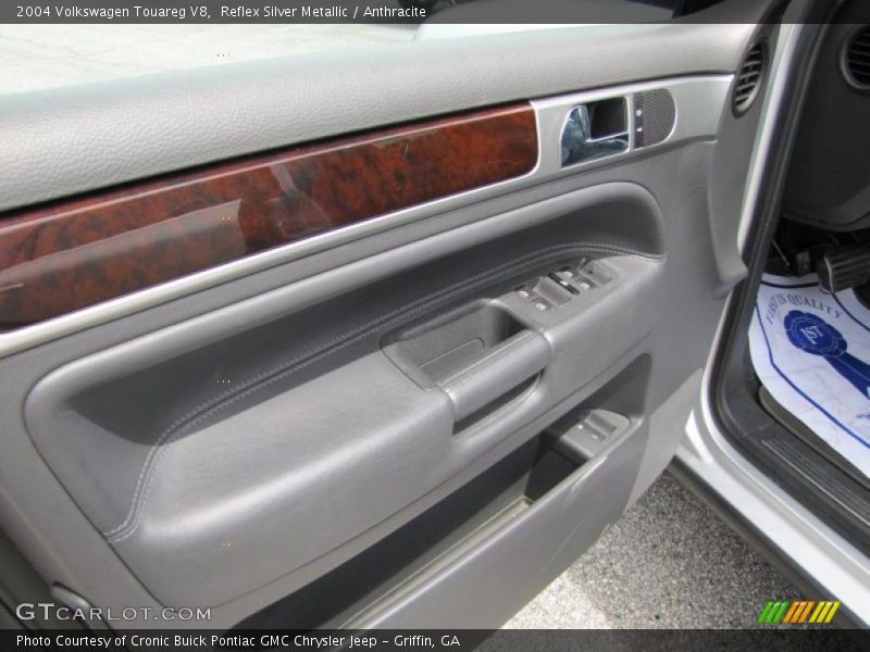 Reflex Silver Metallic / Anthracite 2004 Volkswagen Touareg V8