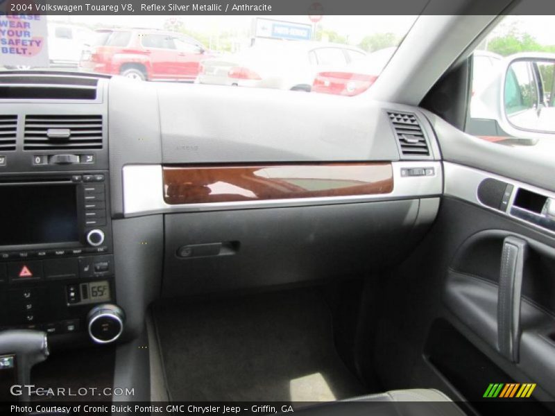 Reflex Silver Metallic / Anthracite 2004 Volkswagen Touareg V8