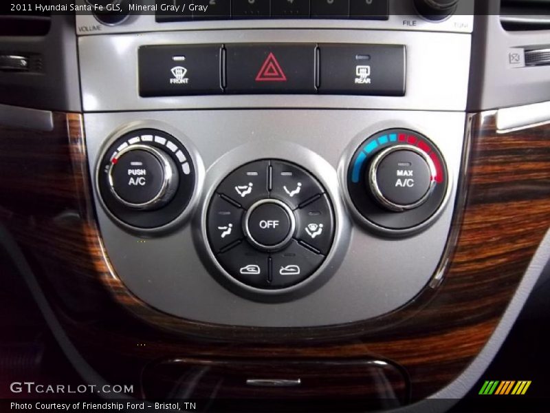 Controls of 2011 Santa Fe GLS