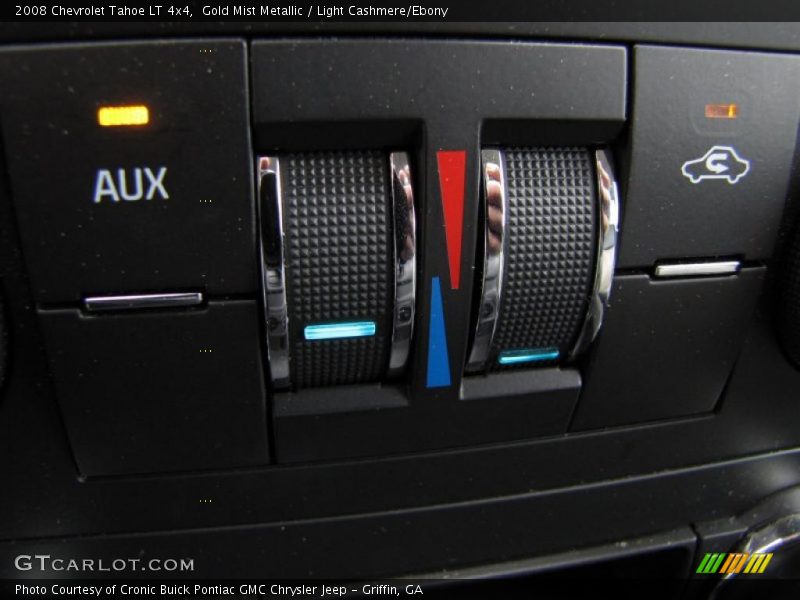 Controls of 2008 Tahoe LT 4x4