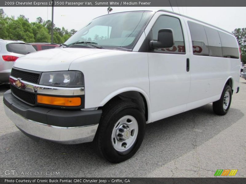 Summit White / Medium Pewter 2009 Chevrolet Express LT 3500 Passenger Van