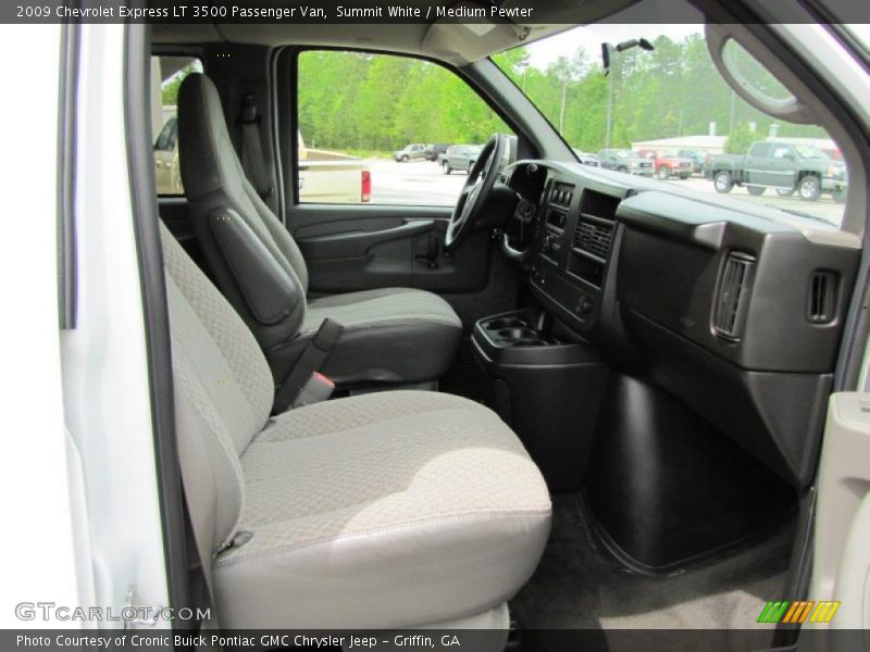 Summit White / Medium Pewter 2009 Chevrolet Express LT 3500 Passenger Van