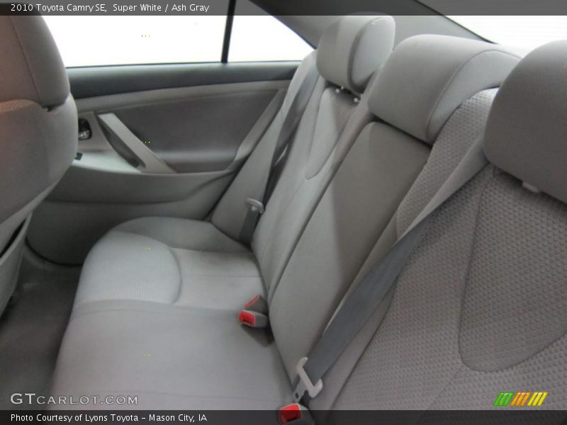 Super White / Ash Gray 2010 Toyota Camry SE