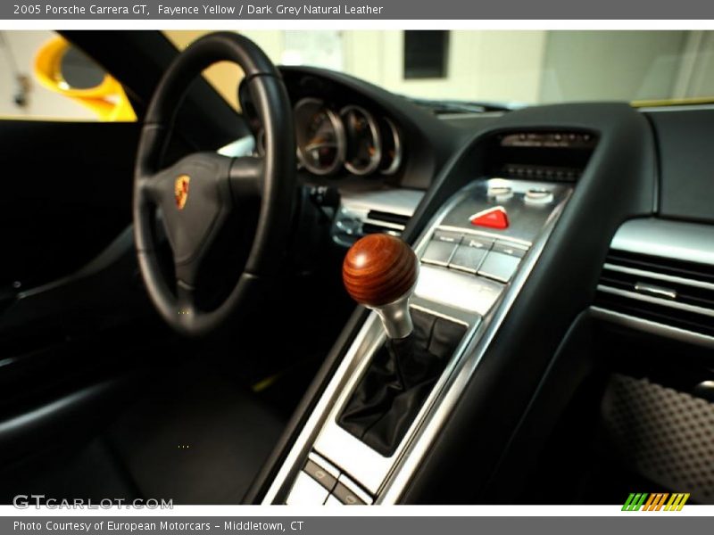  2005 Carrera GT  6 Speed Manual Shifter