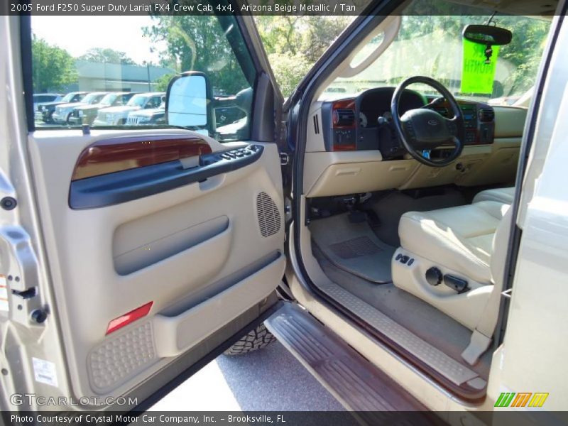 Arizona Beige Metallic / Tan 2005 Ford F250 Super Duty Lariat FX4 Crew Cab 4x4