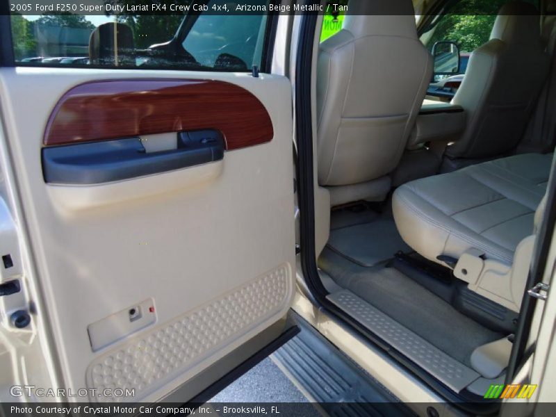 Arizona Beige Metallic / Tan 2005 Ford F250 Super Duty Lariat FX4 Crew Cab 4x4