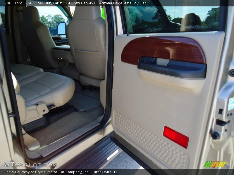 Arizona Beige Metallic / Tan 2005 Ford F250 Super Duty Lariat FX4 Crew Cab 4x4