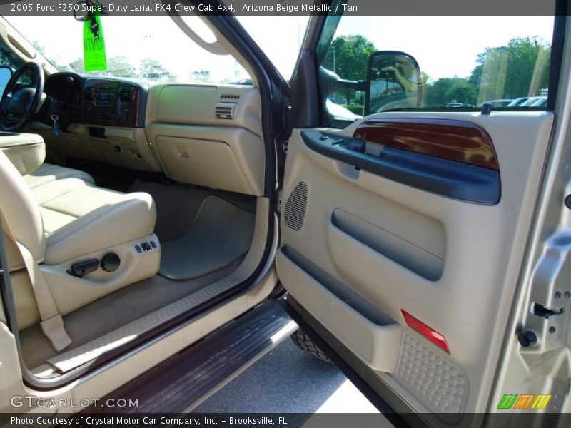 Arizona Beige Metallic / Tan 2005 Ford F250 Super Duty Lariat FX4 Crew Cab 4x4