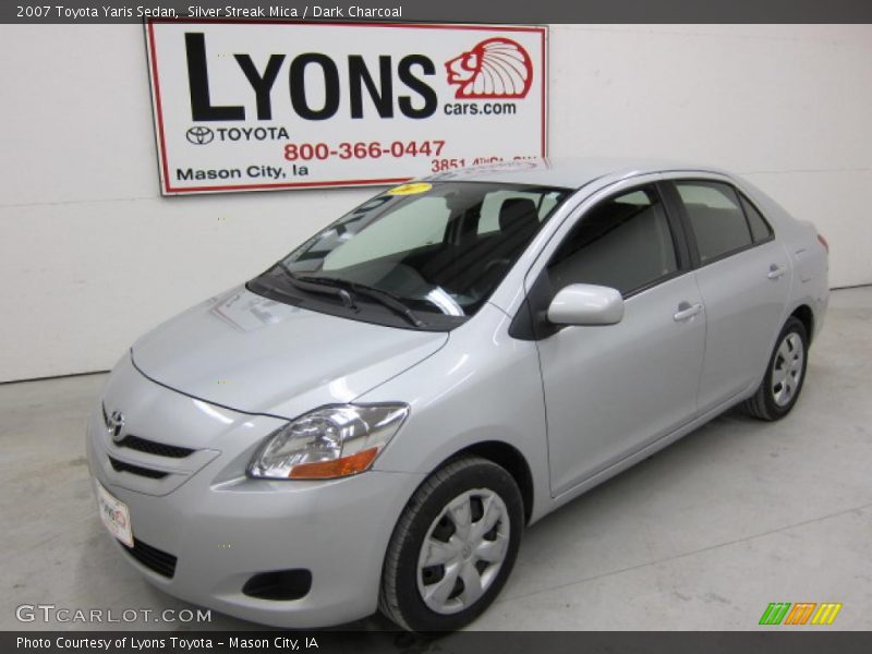 Silver Streak Mica / Dark Charcoal 2007 Toyota Yaris Sedan