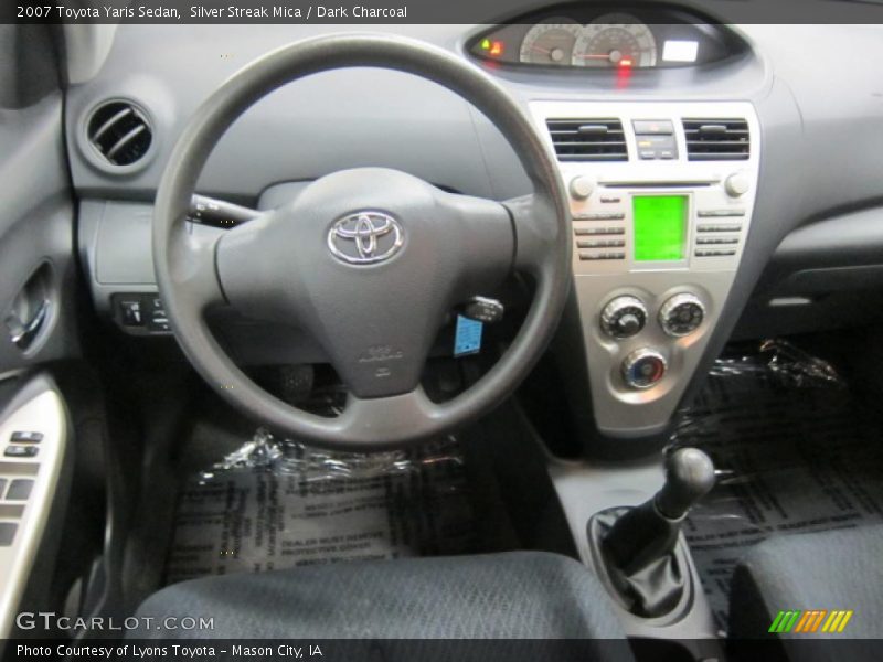 Silver Streak Mica / Dark Charcoal 2007 Toyota Yaris Sedan