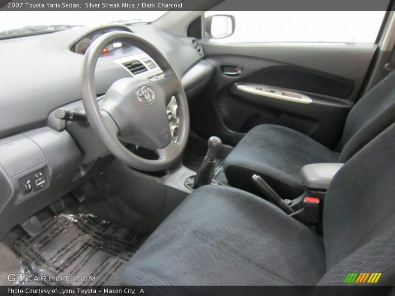 Silver Streak Mica / Dark Charcoal 2007 Toyota Yaris Sedan