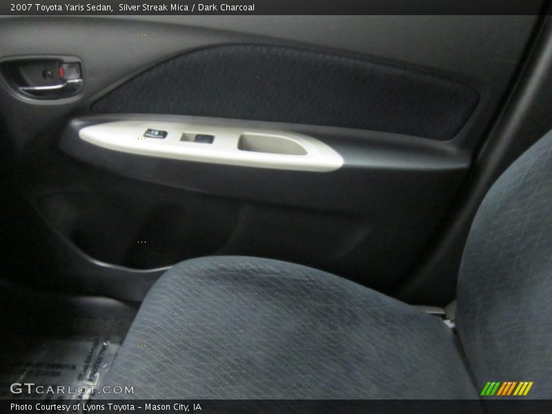 Silver Streak Mica / Dark Charcoal 2007 Toyota Yaris Sedan